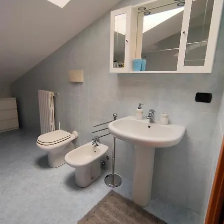 I Quattro Laghi Casa Delle Stelle Hotel 3*